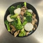 Best 翡翠干貝 Scallops with Broccoli & Mushrooms in Stafford, VA